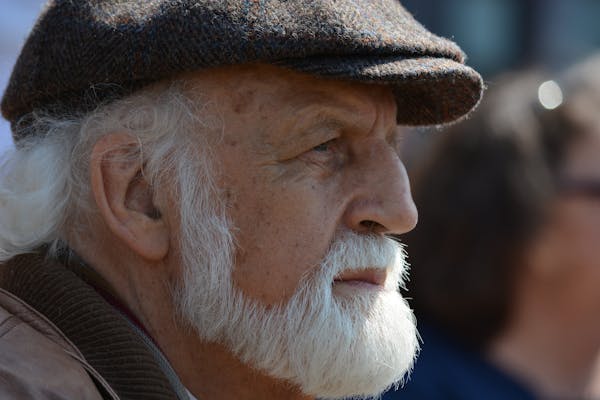man-old-white-beard-face-162547